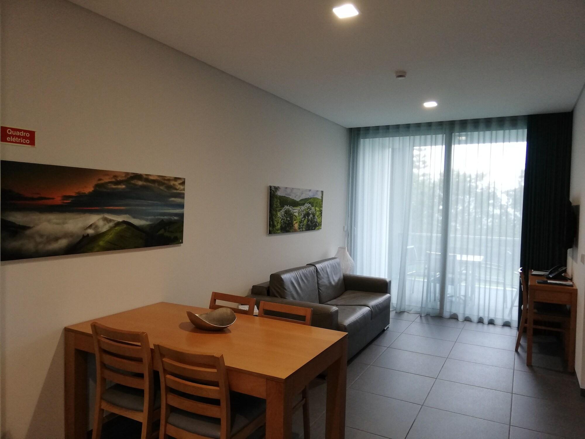 Whalesbay Hotel Apartamentos Capelas Dış mekan fotoğraf