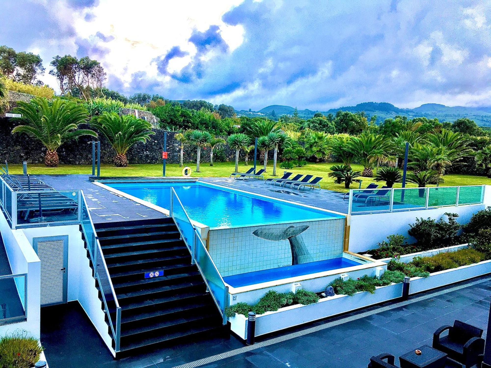 Whalesbay Hotel Apartamentos Capelas Dış mekan fotoğraf