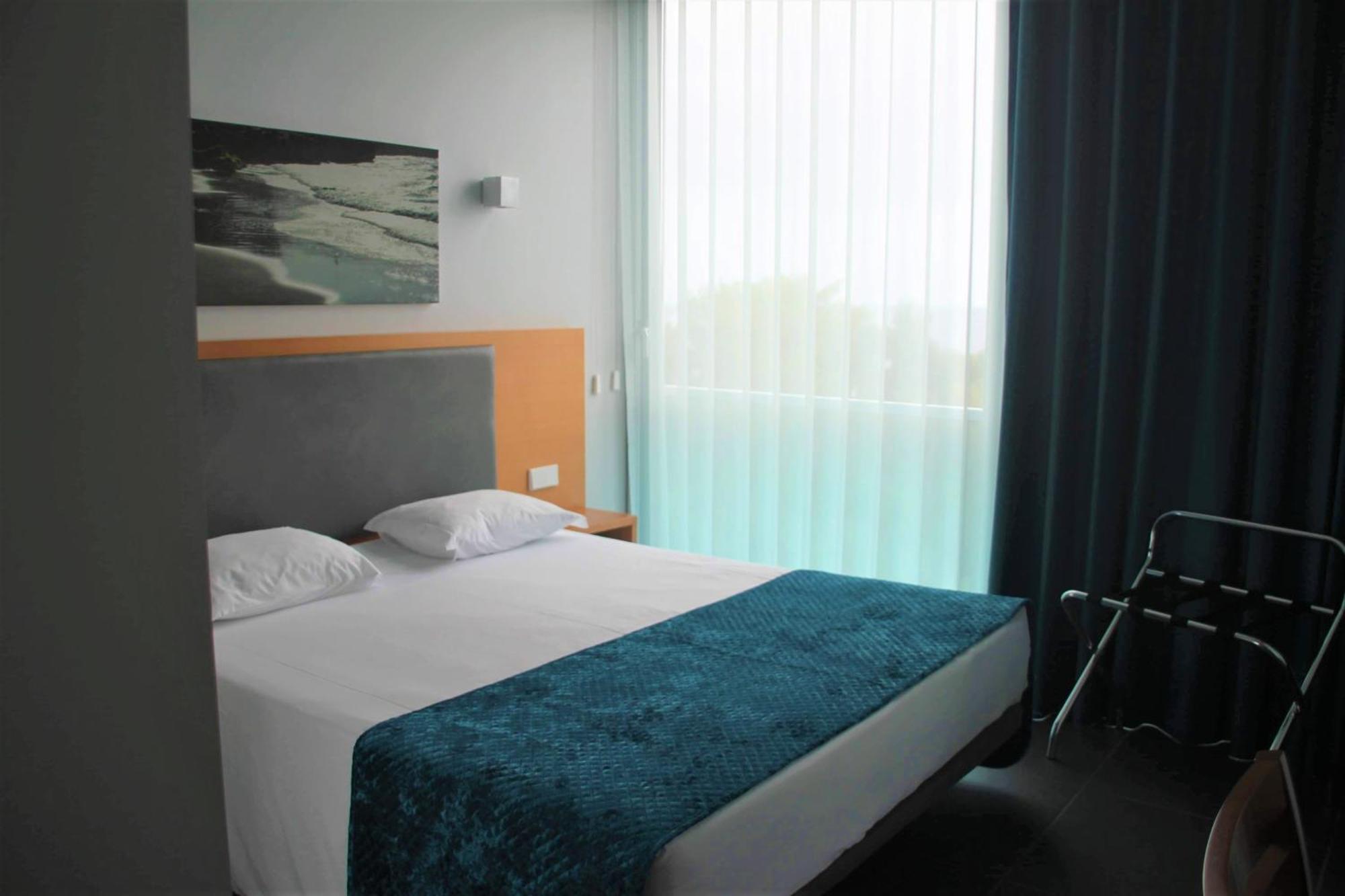 Whalesbay Hotel Apartamentos Capelas Dış mekan fotoğraf
