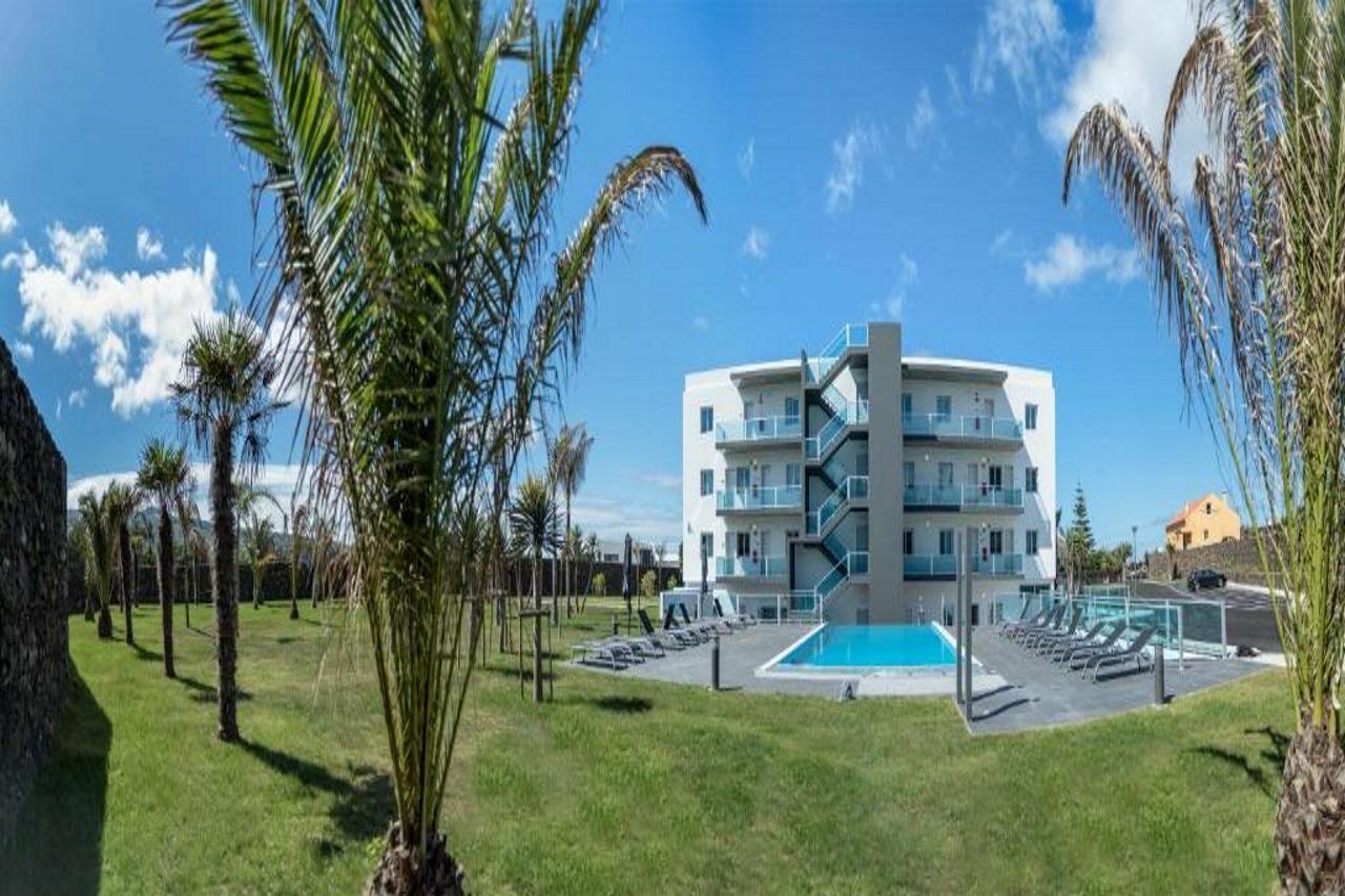 Whalesbay Hotel Apartamentos Capelas Dış mekan fotoğraf